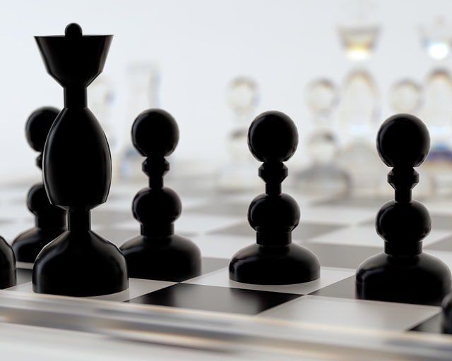 Chess pieces, leadership