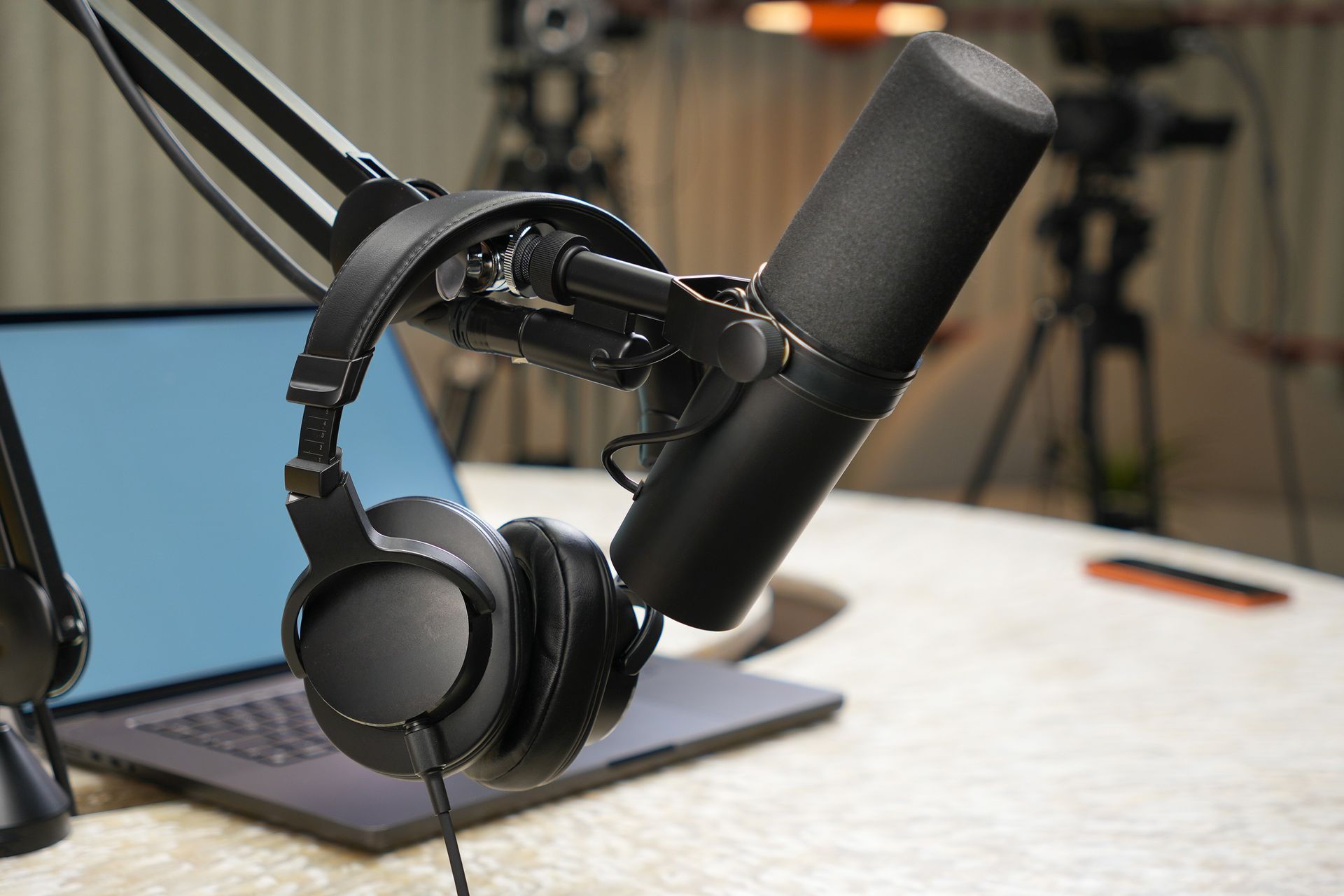 podcast studio setup