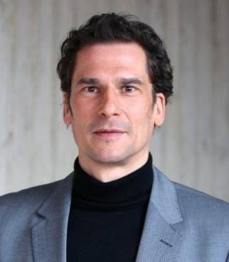 Sebastian Uhrich, INSEAD