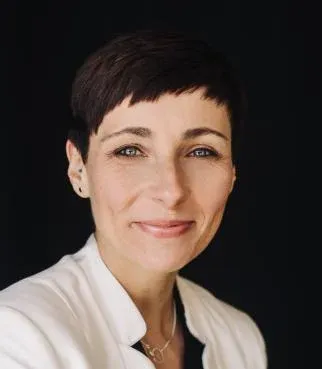 Simone Olbert, INSEAD